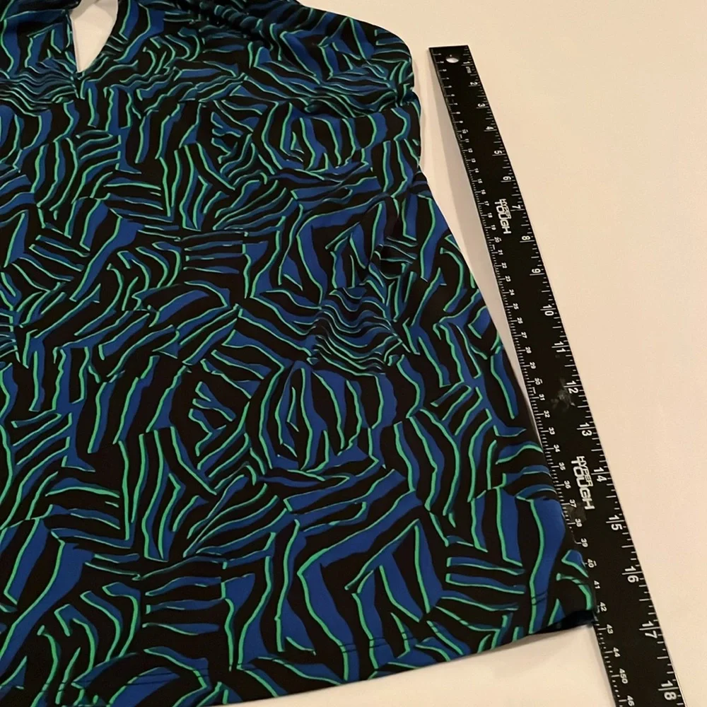 Micheal Kors  size medium blue animal print chain print halter top stretch NWT